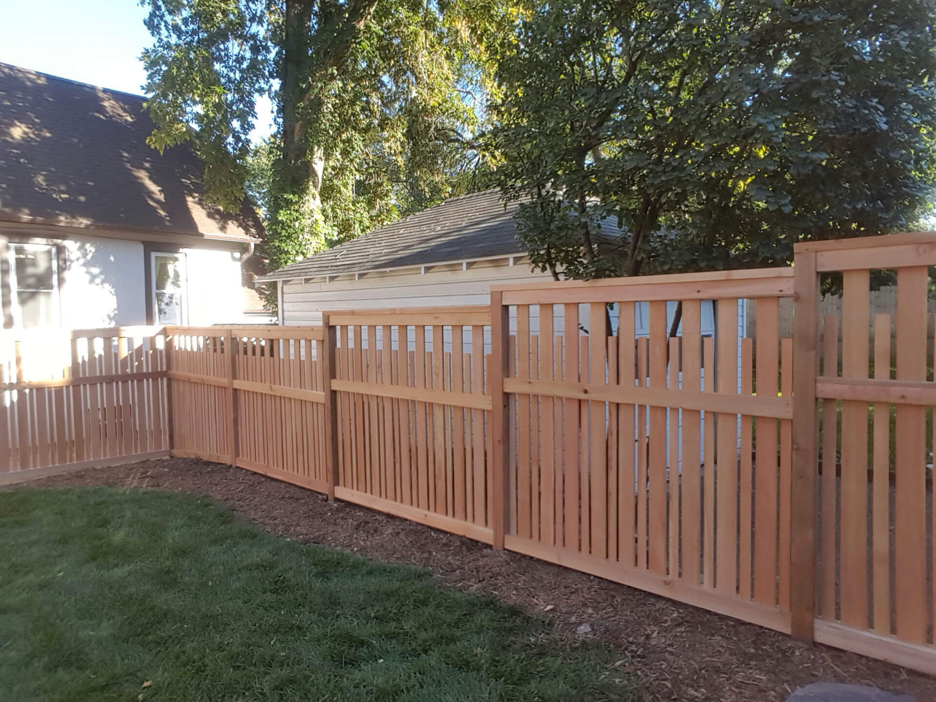 Wood Privacy Fence in St Paul, Lakeville, Twin Cities, Woodbury, Cottage Grove & Minneapolis 